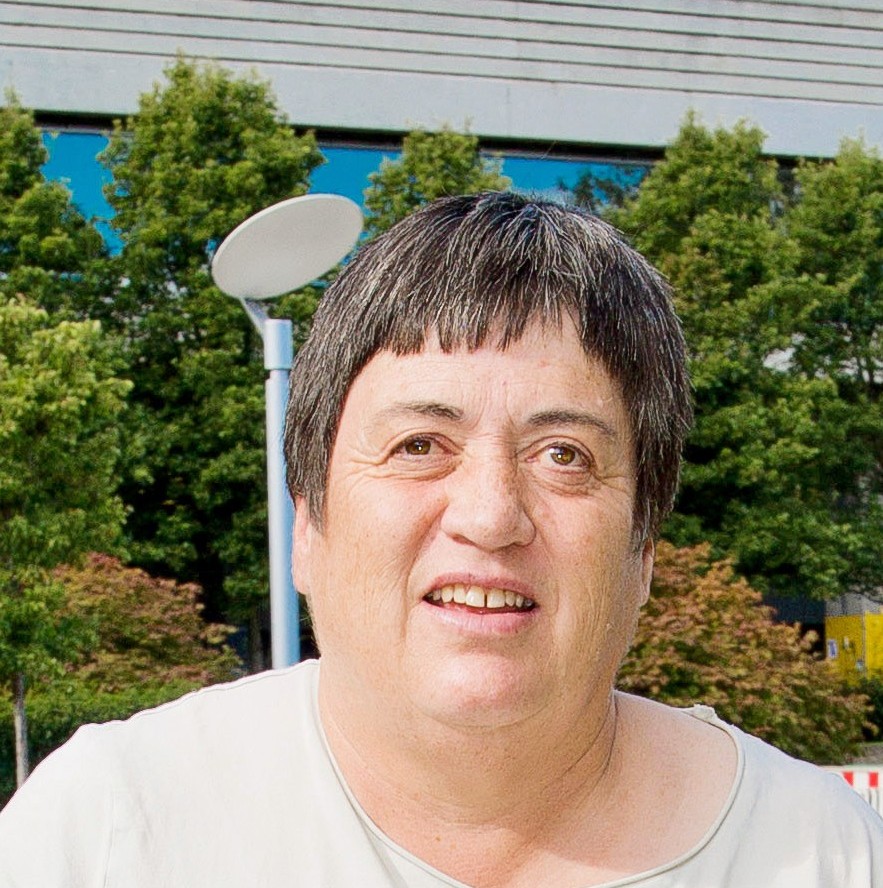 Profile photo of Tina Lowe