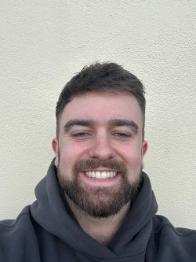 Andrew Roe headshot