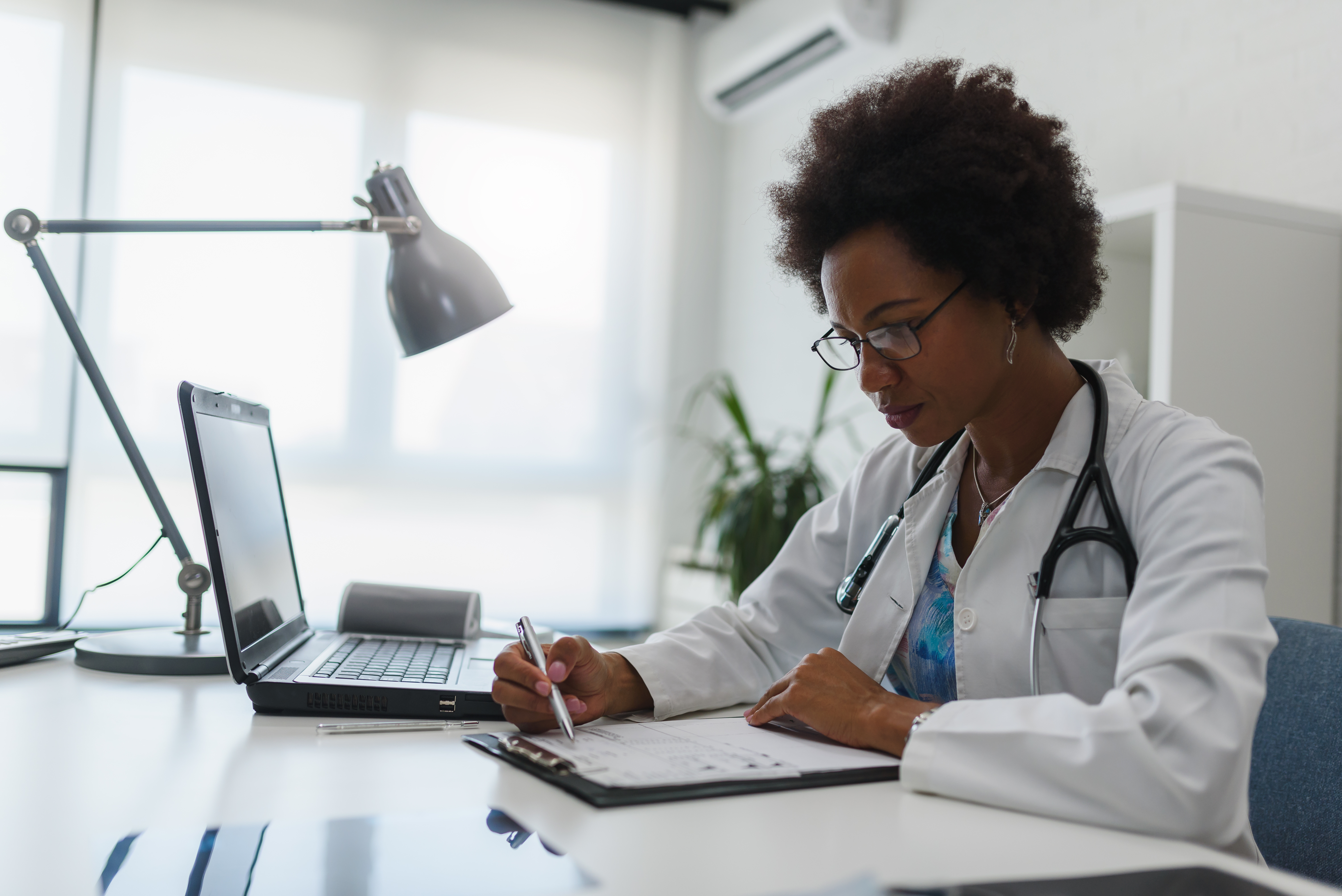 Read about the latest MAGIC-I research updates.